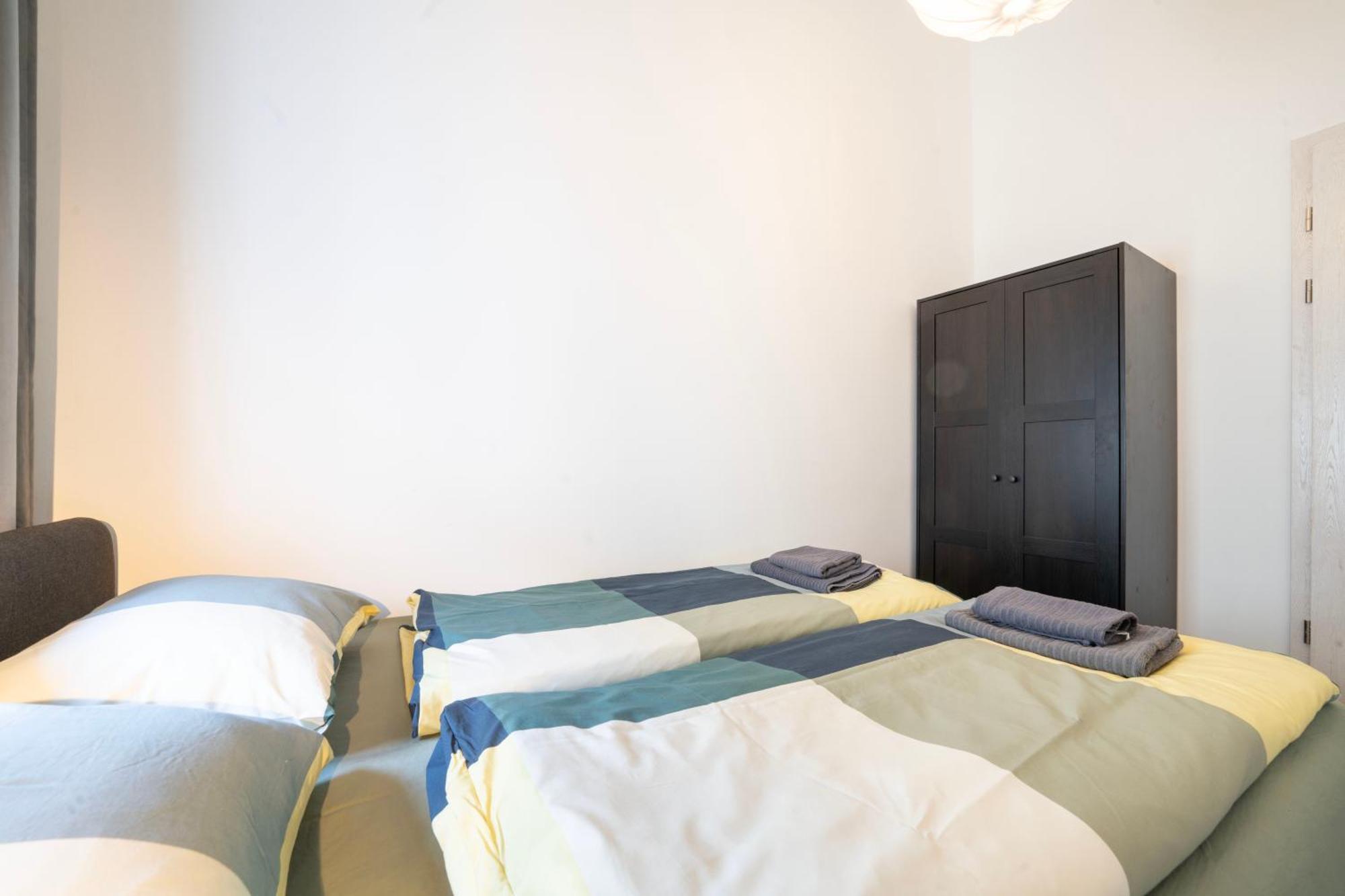 בודפשט The Grove Hideaway Central 2Br Retreat מראה חיצוני תמונה
